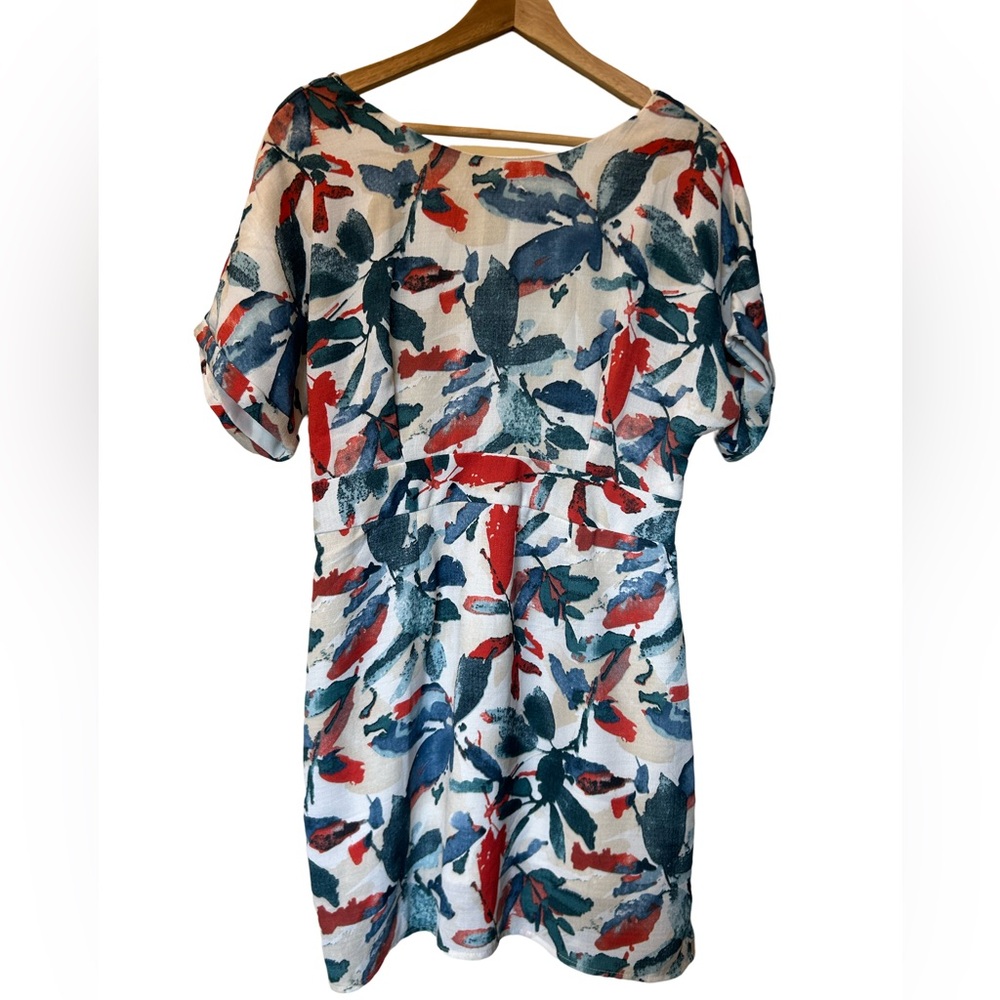 Farrow Floral Short Sleeve Red and Blue Spring Dress Medium
